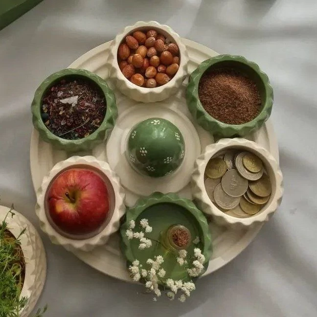 هفت سین ترند سبز و کرم